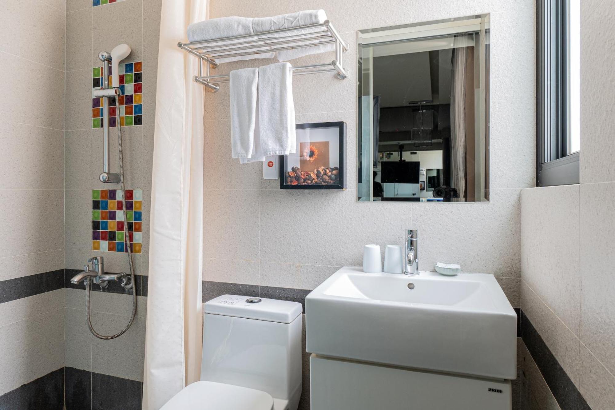 Check Inn Express Taichung Fuxing Hall 2 Экстерьер фото